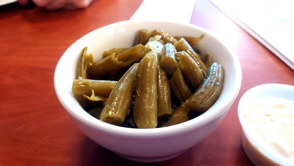 A bowl of Southern green beans
